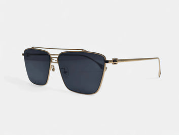 Fendi FE40110U