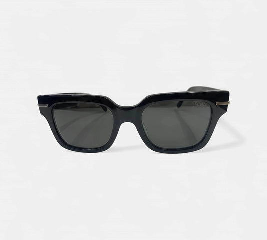 Fendi FE40078
